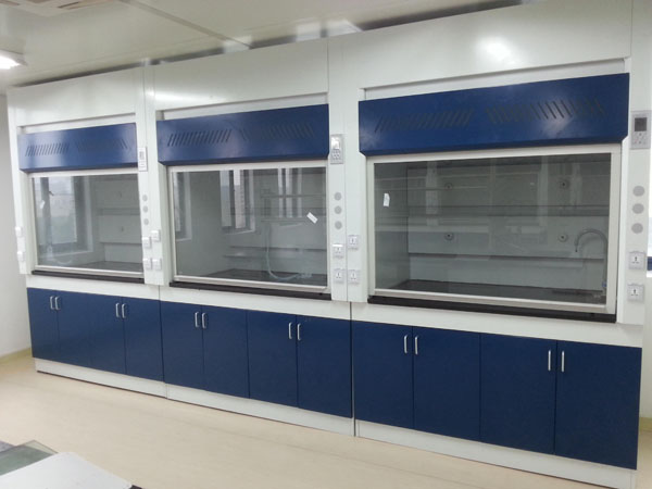 L1500全鋼通風(fēng)柜1