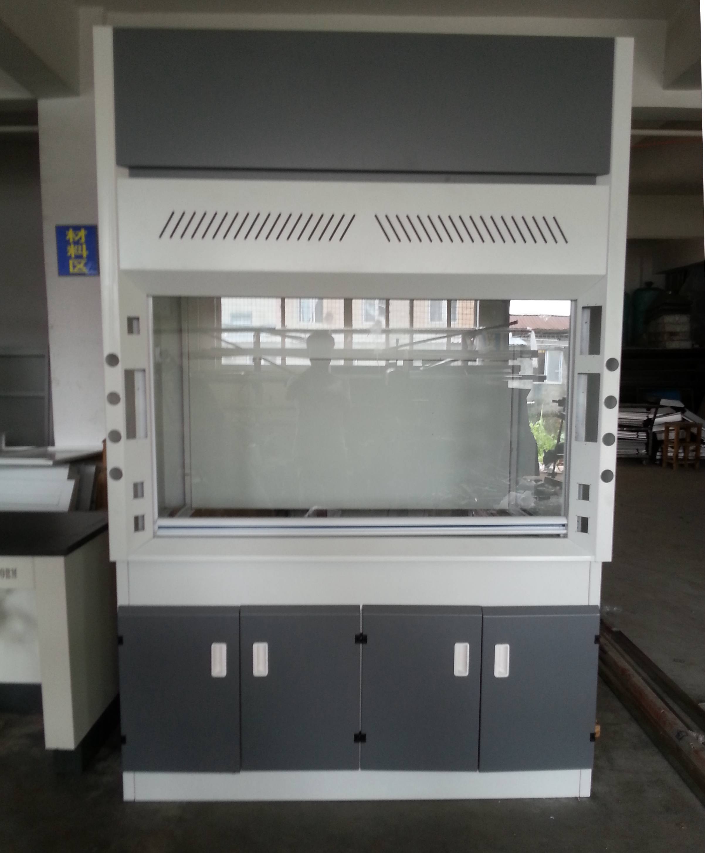 L1500全鋼通風(fēng)柜3